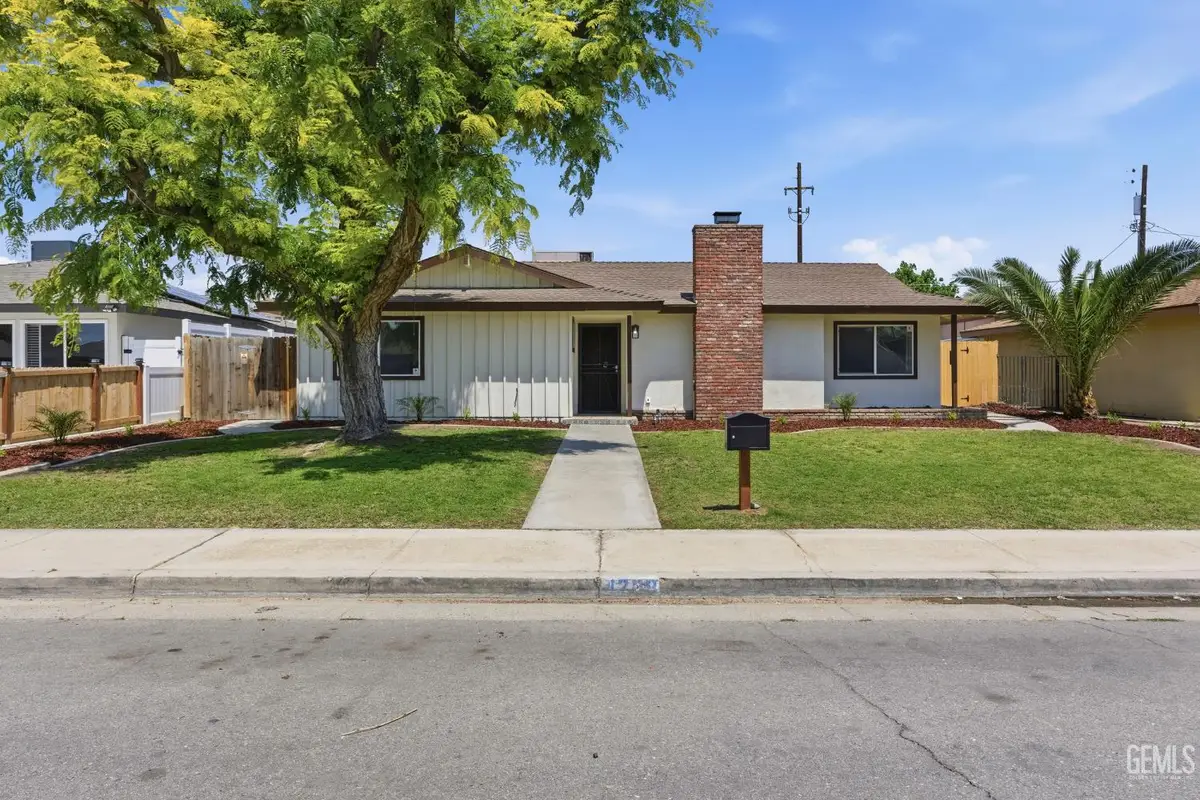 4208 STARLING DRIVE, Bakersfield, CA 93309 - #1