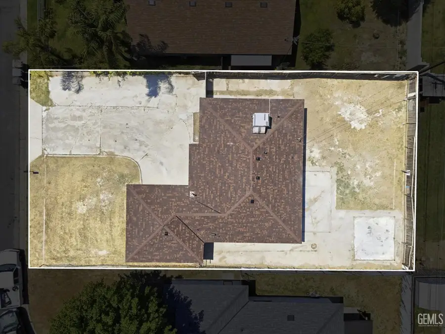 2508 BERNICE DRIVE, Bakersfield, CA 93304 - #3