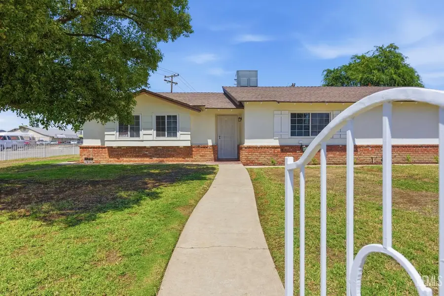 4108 WOOD LANE, Bakersfield, CA 93309 - #3