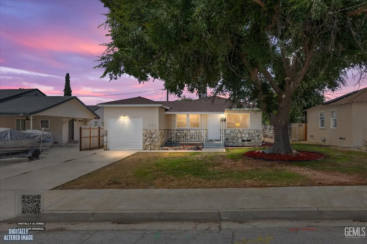 1813 N ESTHER, Bakersfield, CA 93308 - #1