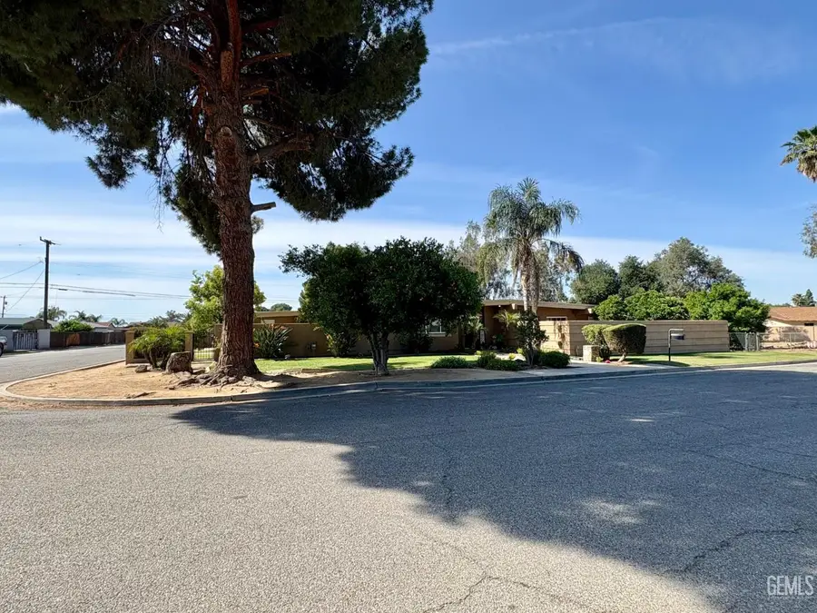 5025 FILLMORE AVENUE, Bakersfield, CA 93306 - #2
