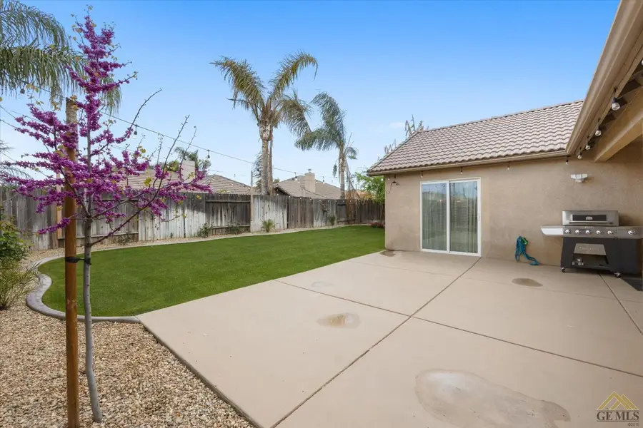 4315 SERENE OAK DRIVE, Bakersfield, CA 93313 - #3