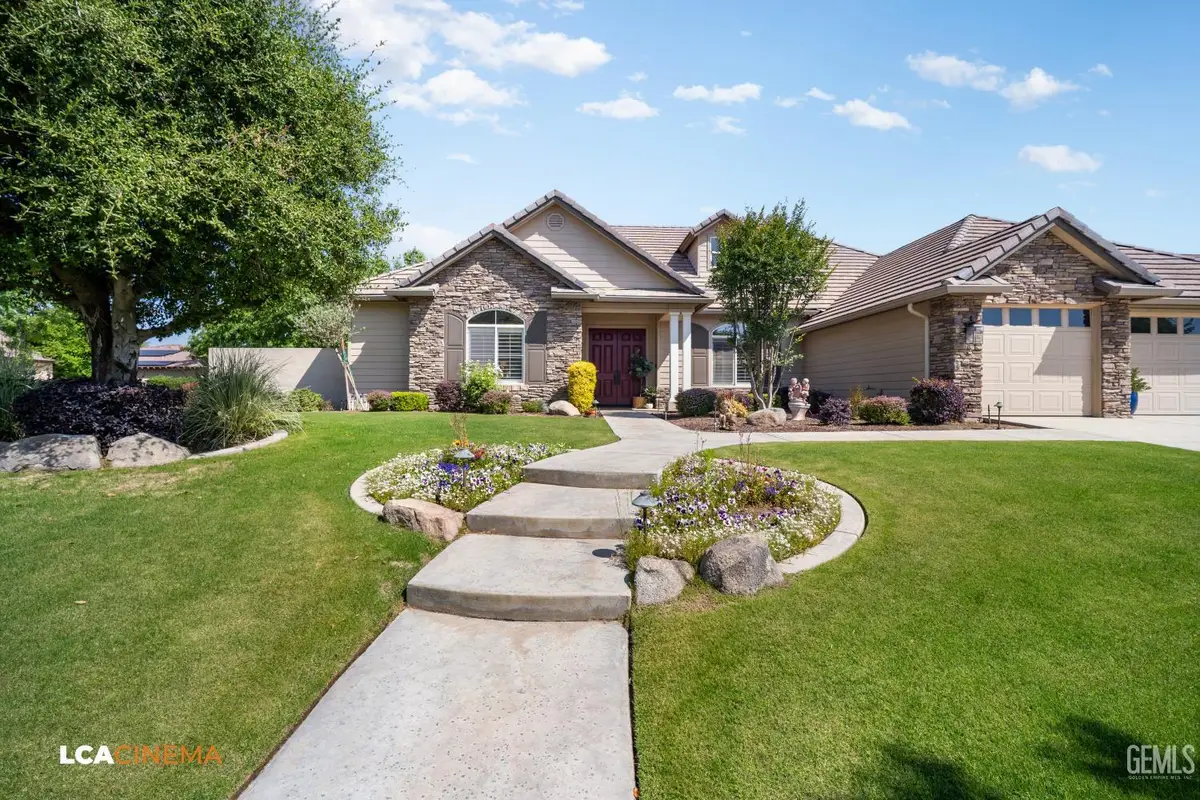 10808 QUEENSBURY DRIVE, Bakersfield, CA 93312 - #1