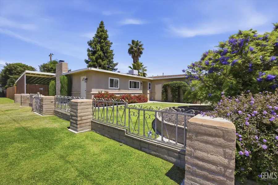 1020 ROBERTS LANE, Bakersfield, CA 93308 - #3