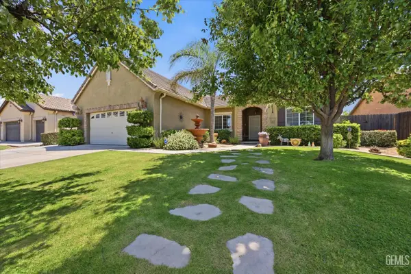 12513 GREAT COUNTRY DRIVE, Bakersfield, CA 93312