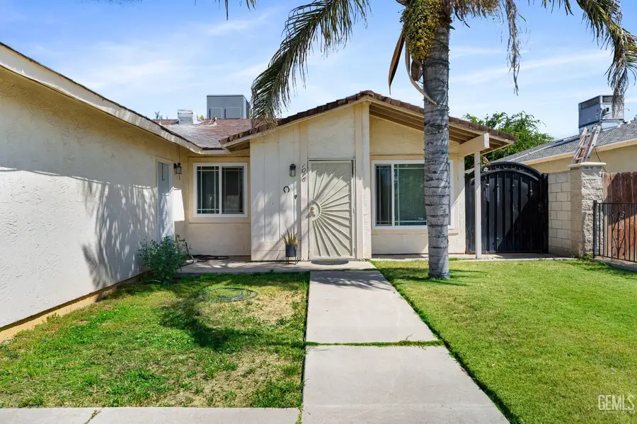 1016 IRIS STREET, Wasco, CA 93280 - #2