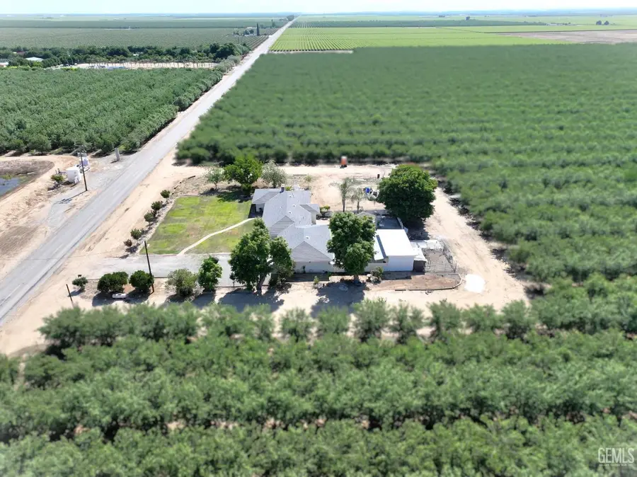 31737 ELMO HIGHWAY, Delano McFarland, CA 93250 - #3