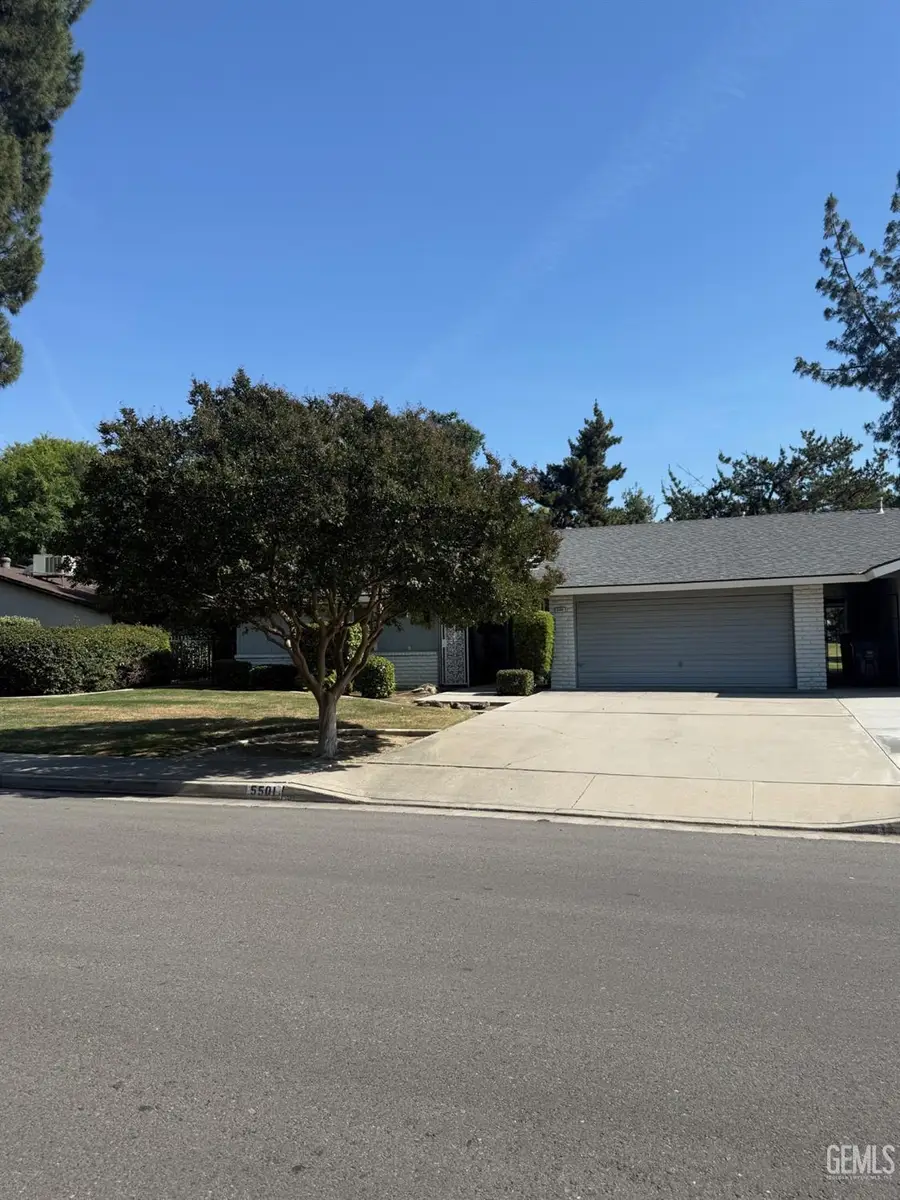 5501 CYPRESS POINT DRIVE, Bakersfield, CA 93309 - #3