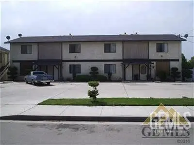 2126 O STREET, Bakersfield, CA 93301 - #2