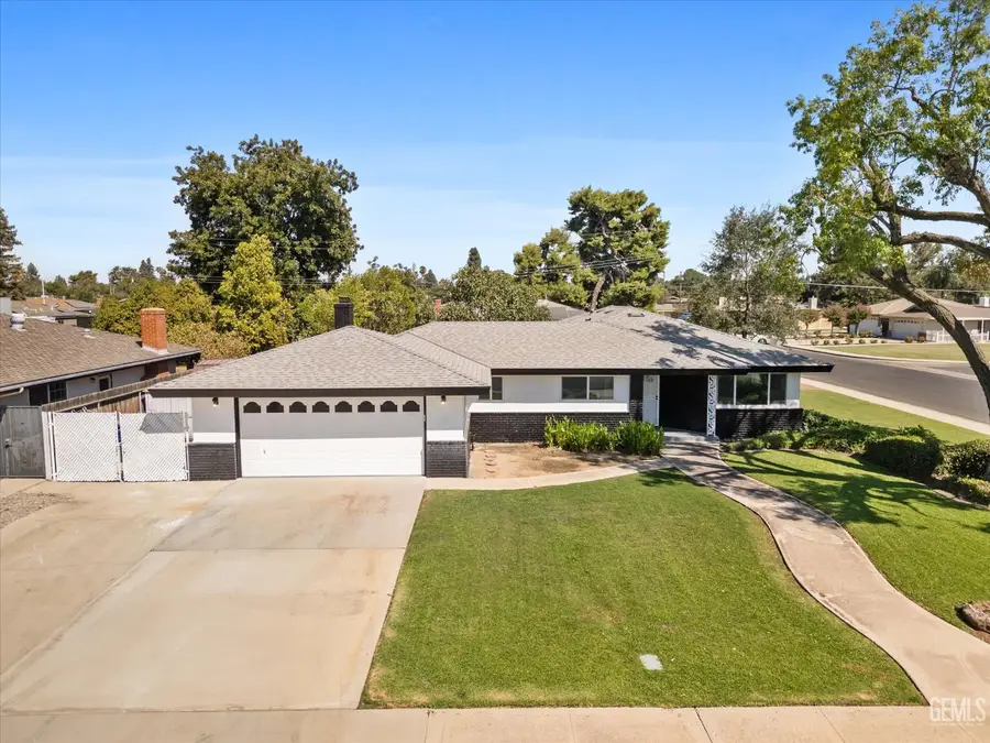 6000 EUGENE PLACE, Bakersfield, CA 93308 - #3