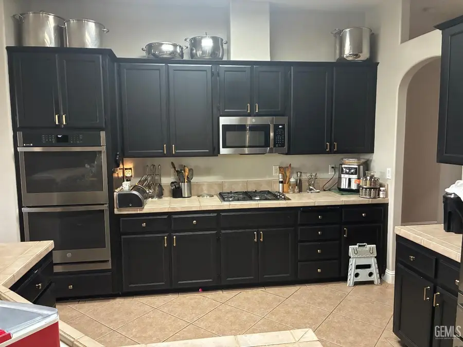 10300 SENECA FALLS AVENUE, Bakersfield, CA 93312 - #3