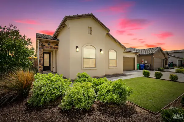 9211 WILLOW TERRACE DRIVE, Shafter, CA 93263