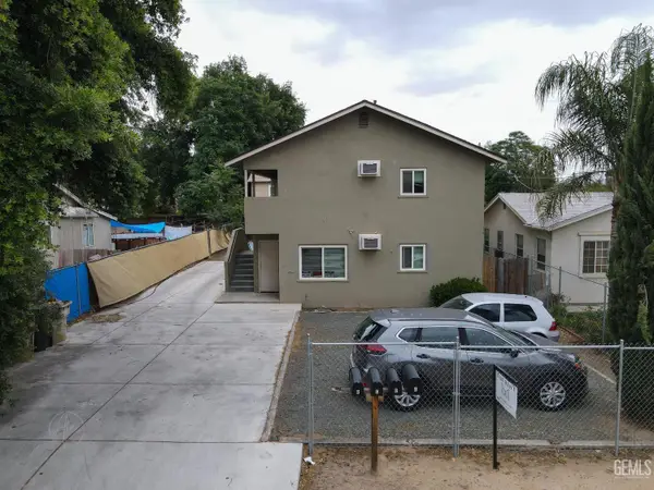 2207 RIVER BOULEVARD, Bakersfield, CA 93305