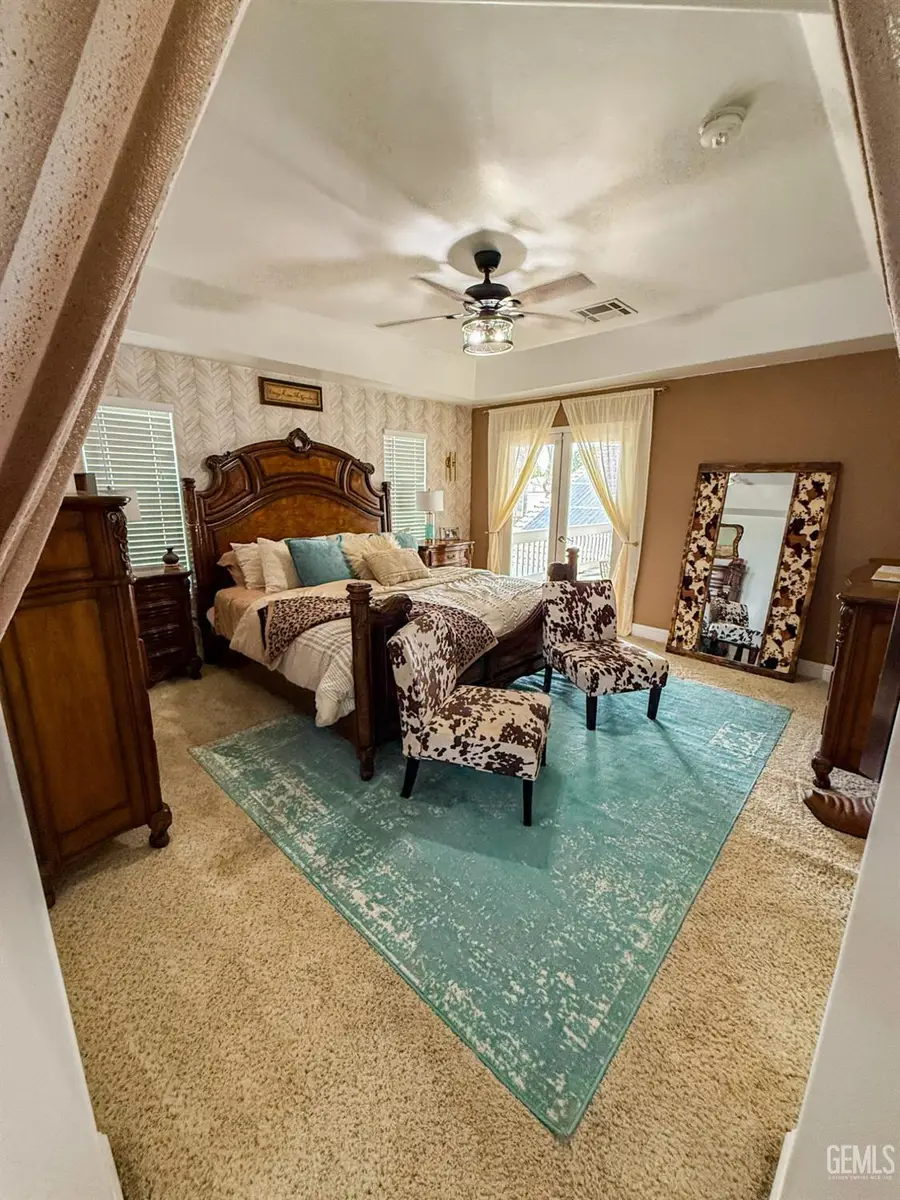 15608 SAMMIE AVENUE, Bakersfield, CA 93314 - #3