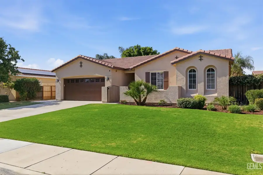 10904 LEWELLING STREET, Bakersfield, CA 93312 - #3