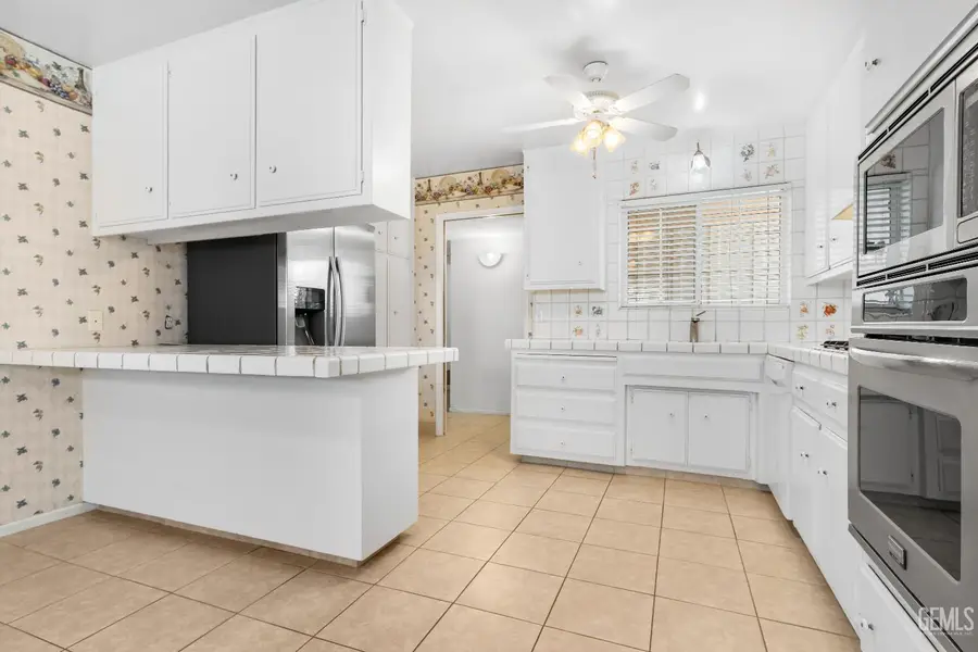 2715 CLEMSON COURT, Bakersfield, CA 93306 - #3