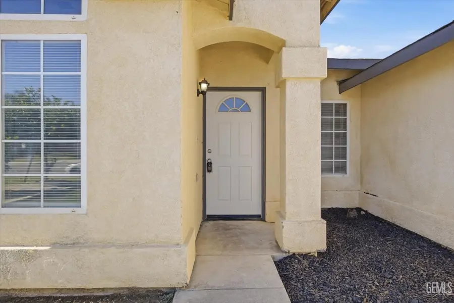 4403 NOELLA ROAD, Bakersfield, CA 93313 - #3