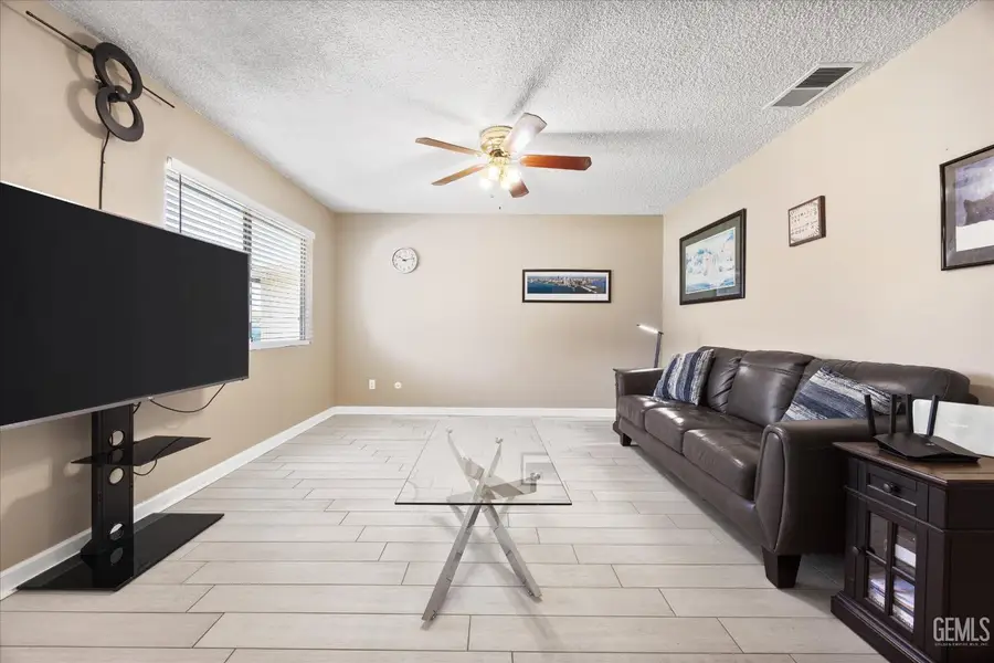 3504 PARSLEY LANE, Bakersfield, CA 93309 - #3