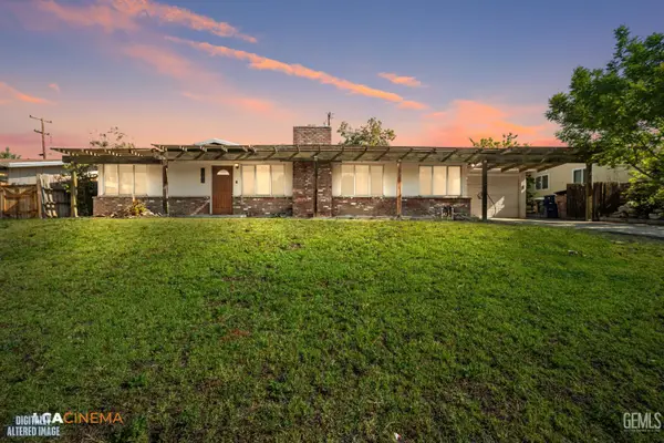 2906 BLADE AVENUE, Bakersfield, CA 93306