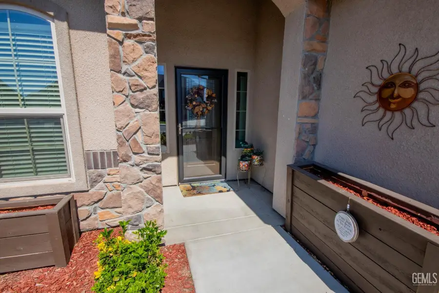 5404 RIVULET RUN COURT, Bakersfield, CA 93313 - #3