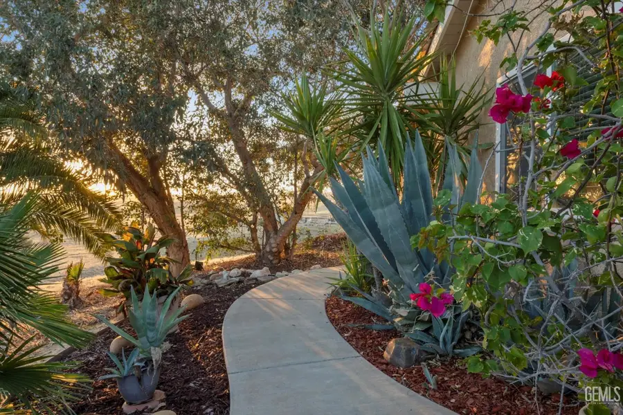 9602 MORNINGSIDE COURT, Bakersfield, CA 93306 - #3