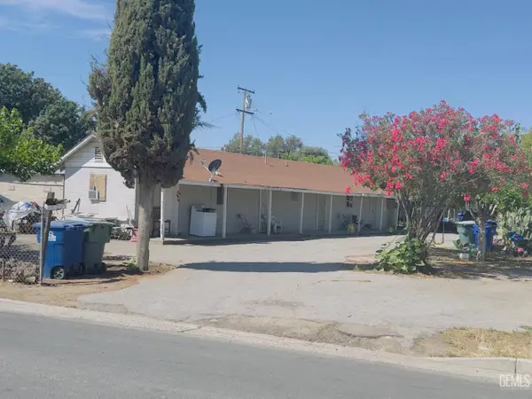 121 GLENWOOD STREET, Delano, CA 93215
