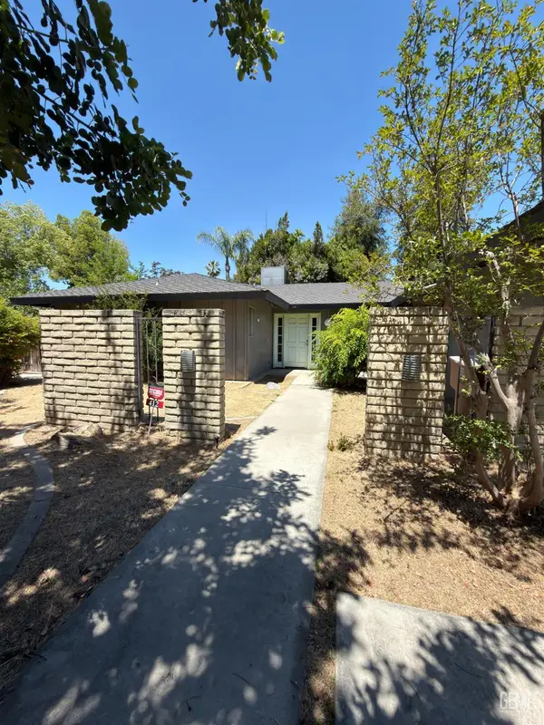 412 GABRIEL DRIVE, Bakersfield, CA 93309