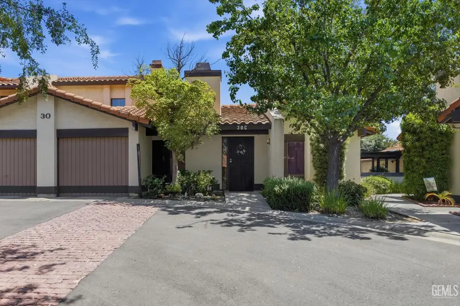 3501 BERNARD STREET #30C, Bakersfield, CA 93306 - #2