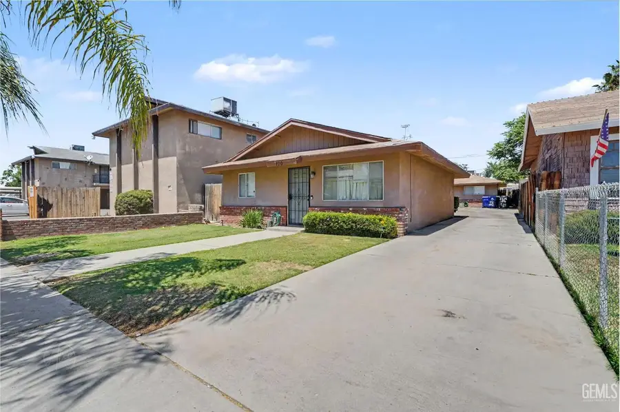 110 WASHINGTON AVENUE, Bakersfield, CA 93308 - #2