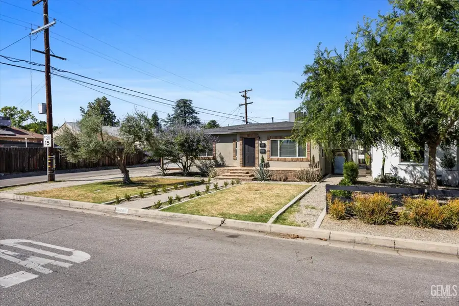 2740 30TH STREET, Bakersfield, CA 93301 - #3