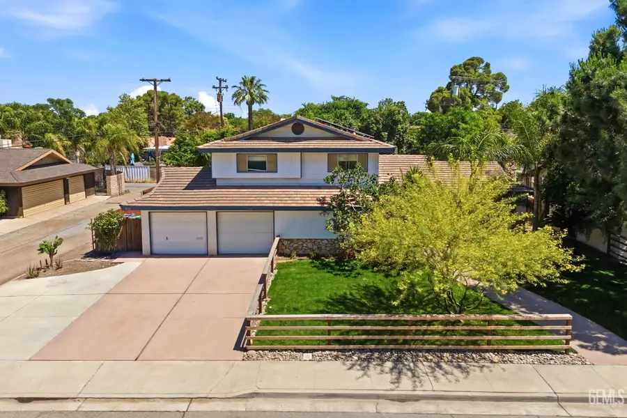 2612 ELM STREET, Bakersfield, CA 93301 - #2