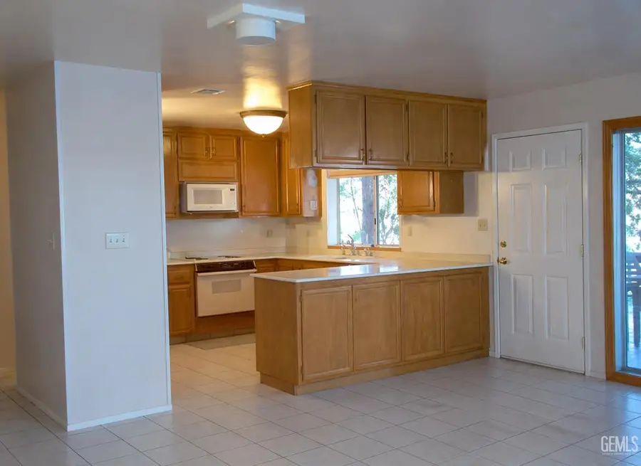 11667 HIGHWAY 178, Mountain Mesa, CA 93240 - #3
