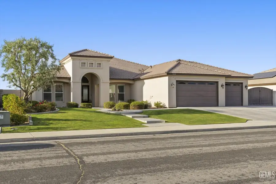 14328 AUSTIN CREEK AVENUE, Bakersfield, CA 93314 - #3