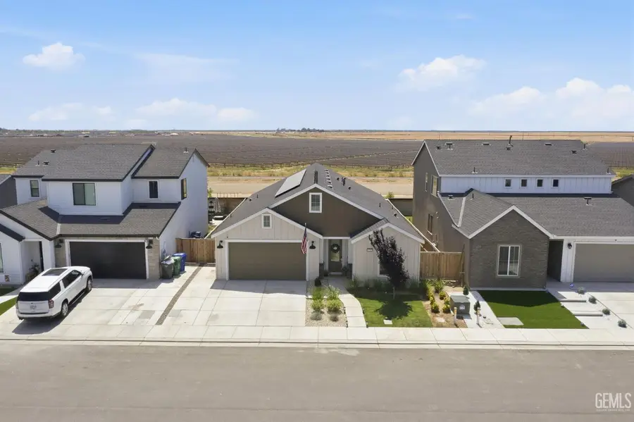 3217 GOLDEN TRAILS LANE, Shafter, CA 93263 - #2