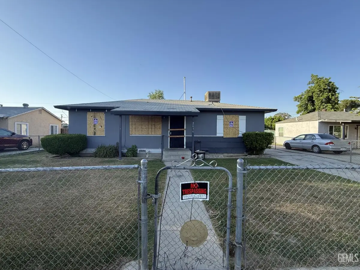 2636 VICTORIA DRIVE, Bakersfield, CA 93307 - #1