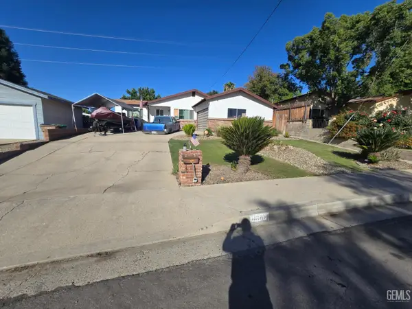4861 PUTTER LANE, Bakersfield, CA 93308