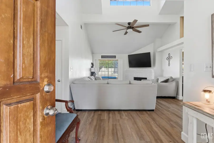 605 JERLEE STREET, Bakersfield, CA 93314 - #2