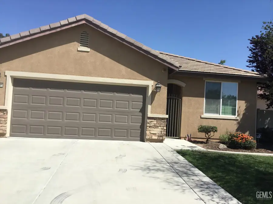 13320 STERLING HEIGHTS DRIVE, Bakersfield, CA 93306 - #2