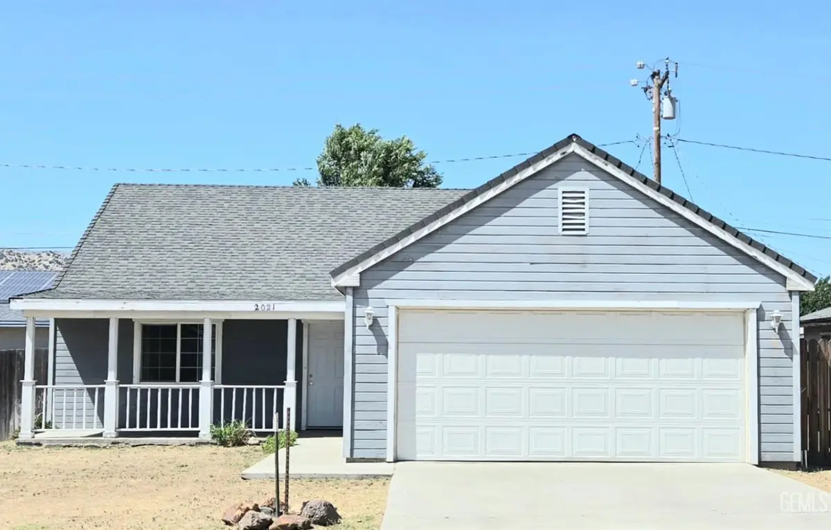 2021 PECOS AVENUE, Lake Isabella, CA 93240 - #1
