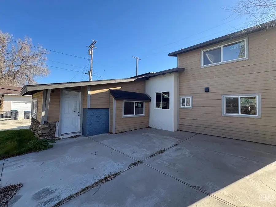 313 S ROBINSON STREET, Tehachapi, CA 93561 - #3