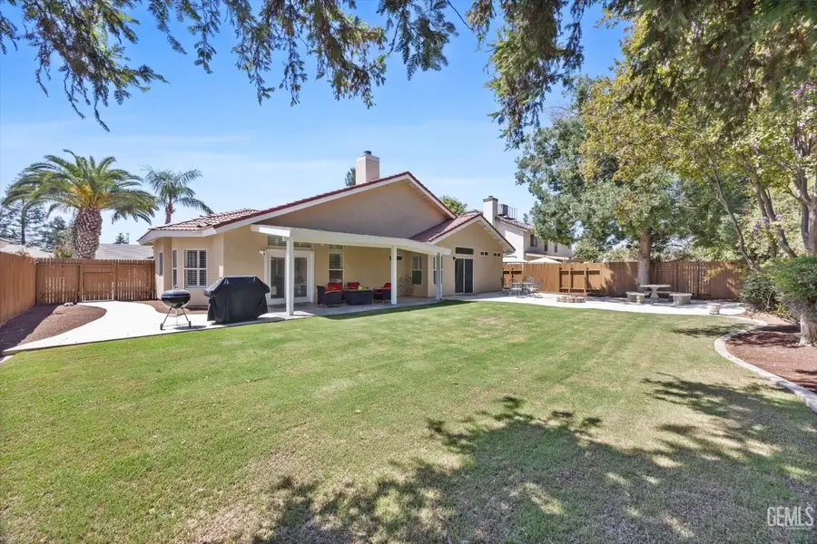 7412 FEATHER RIVER DRIVE, Bakersfield, CA 93308 - #2