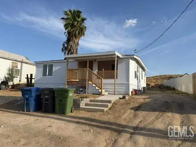 107 SOUTH STREET, Taft, CA 93268 - #2