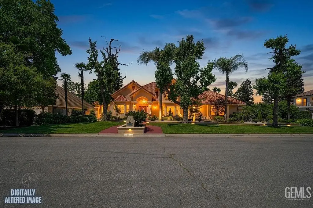 10111 N SPANISH BAY DRIVE, Fresno, CA 93720 - #1