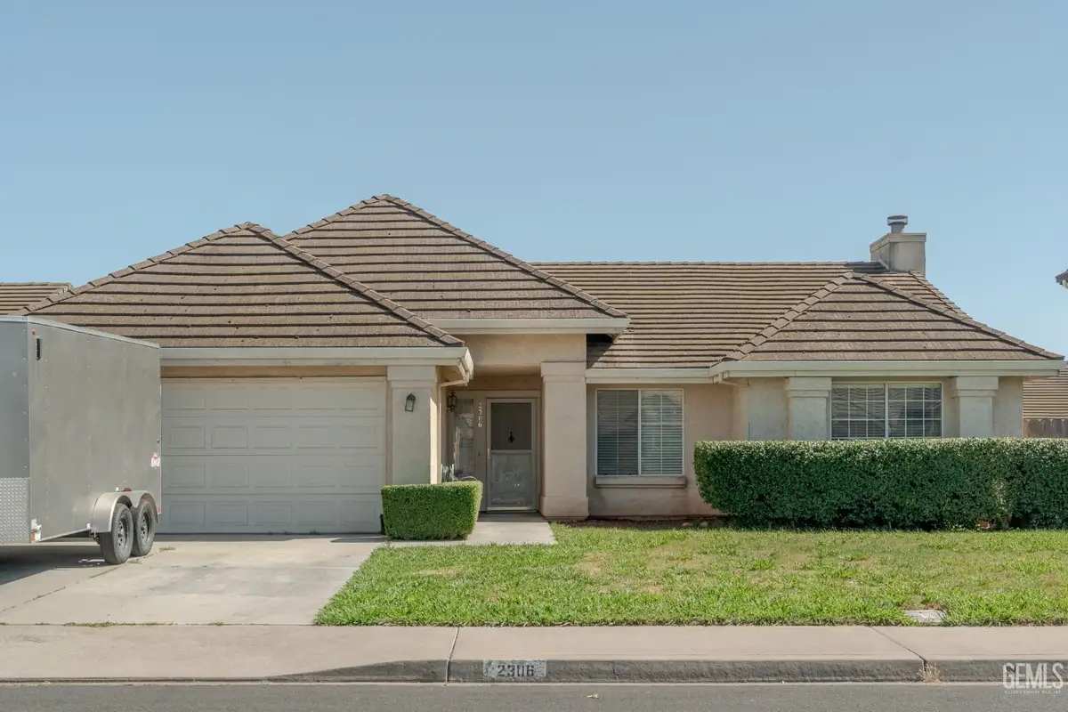 2306 COLONY MANOR DRIVE, Riverbank, CA 95367 - #1