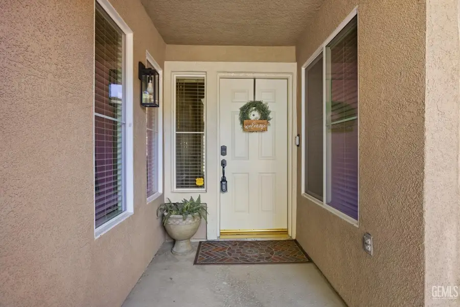 12808 YANKTON COURT, Bakersfield, CA 93312 - #2