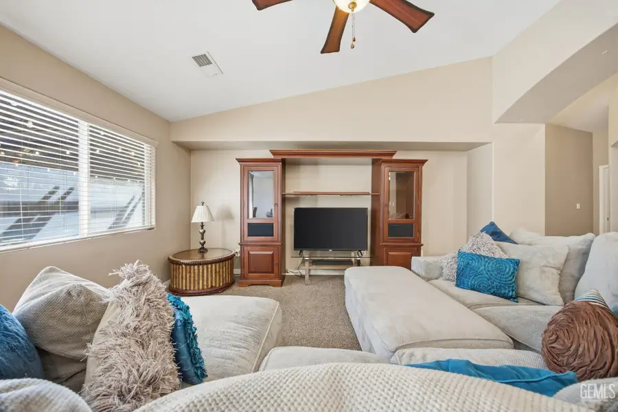 12808 YANKTON COURT, Bakersfield, CA 93312 - #3