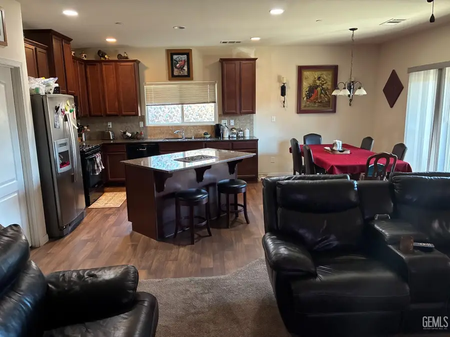 0 2315 COBERN #CA, Bakersfield, CA 93313 - #2