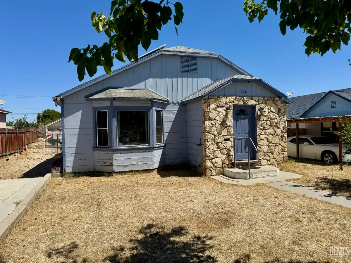 202 E SAN EMIDIO STREET, Taft, CA 93268 - #1