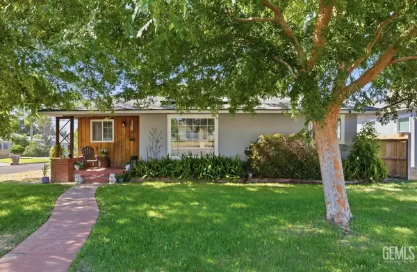 325 CIRCLE DRIVE, Bakersfield, CA 93308