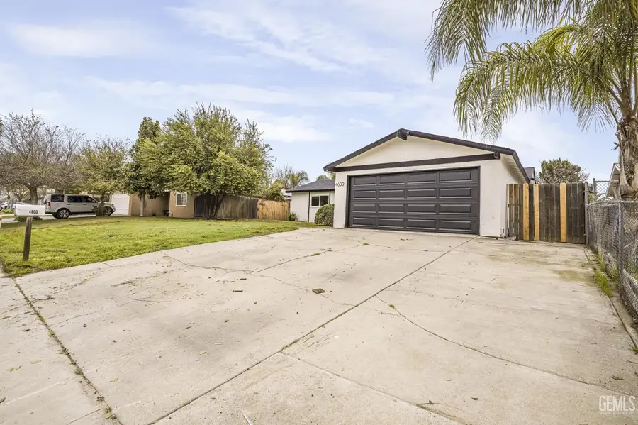 4600 LANTADOS STREET, Bakersfield, CA 93307 - #3